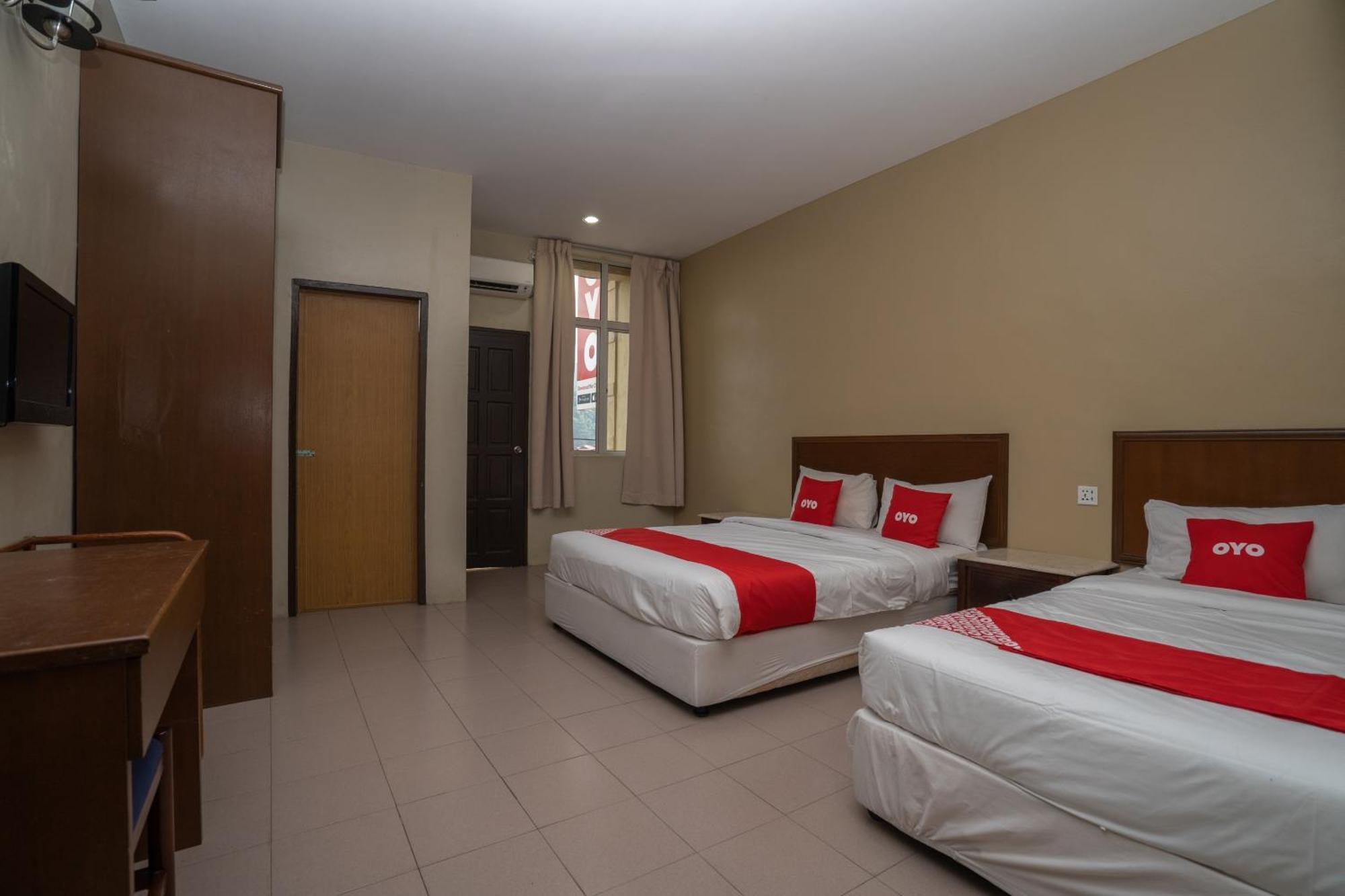 OYO 1194 Best Stay Hotel Pangkor Kampong Pasir Bogak Exterior foto