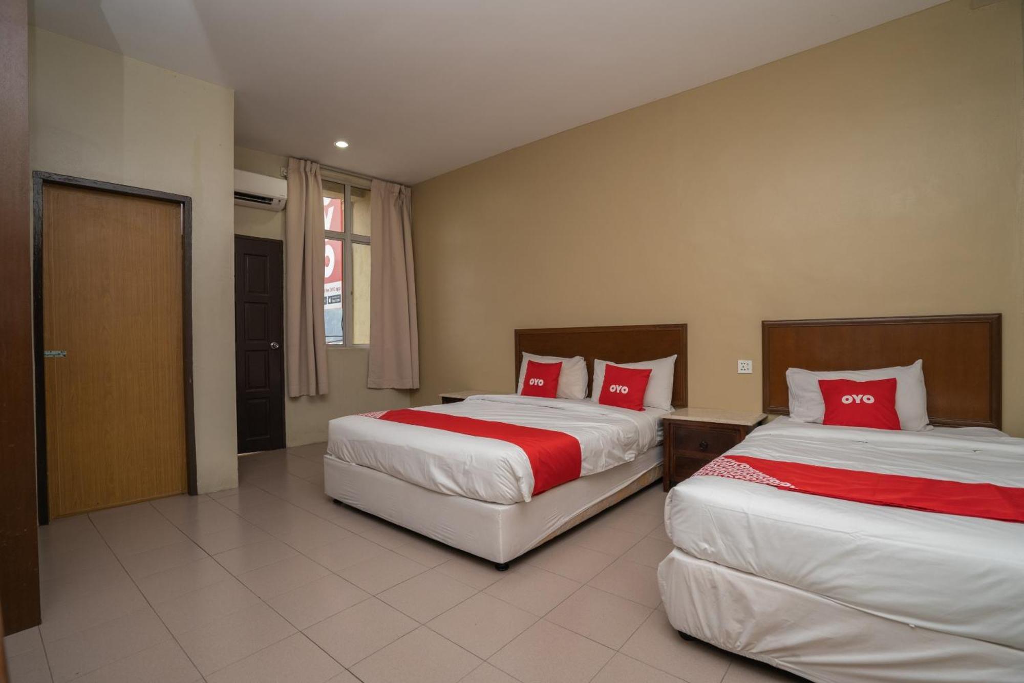 OYO 1194 Best Stay Hotel Pangkor Kampong Pasir Bogak Exterior foto