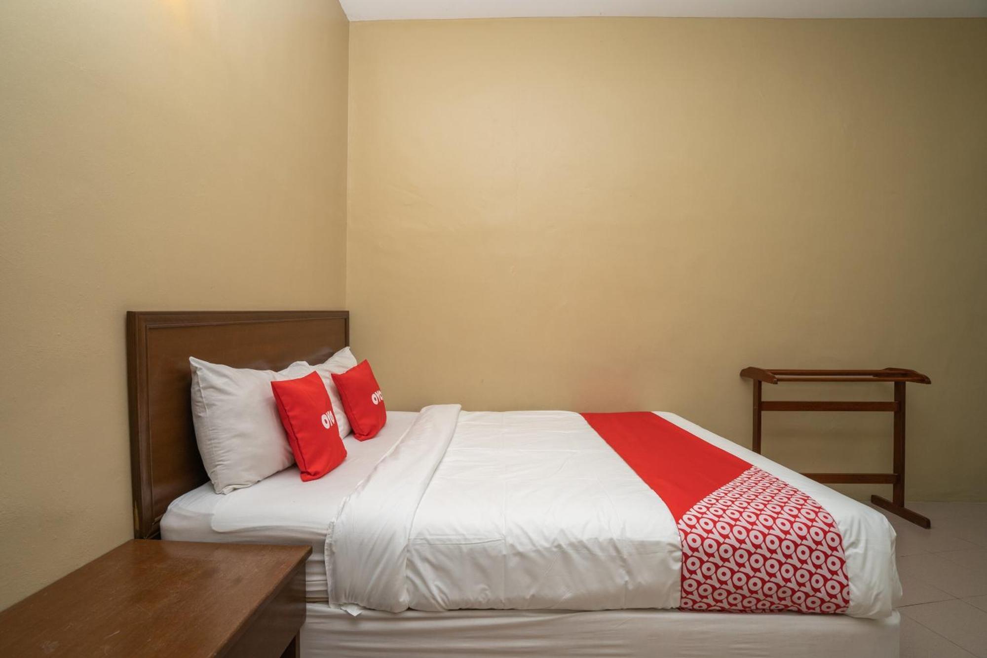 OYO 1194 Best Stay Hotel Pangkor Kampong Pasir Bogak Exterior foto