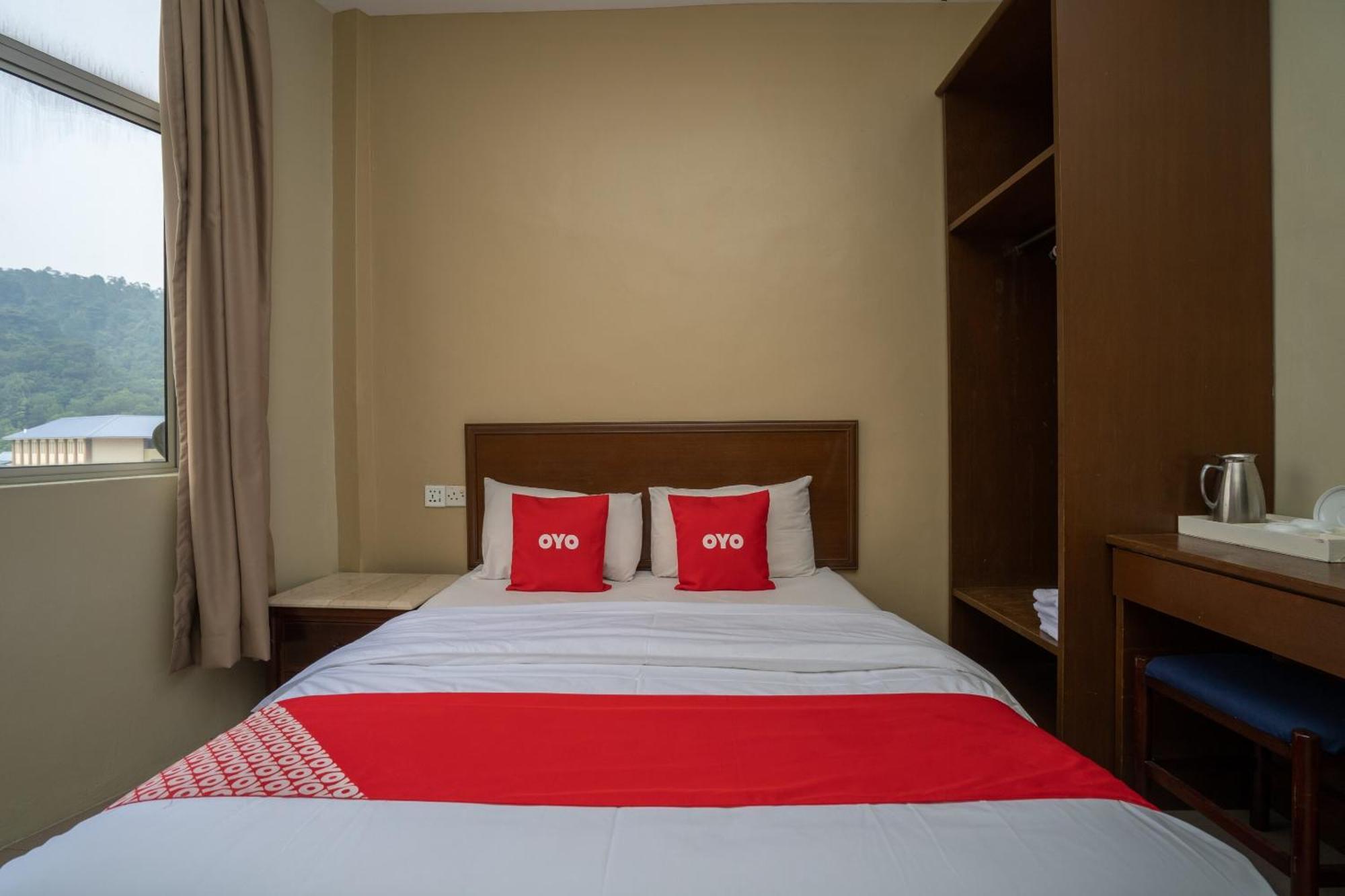 OYO 1194 Best Stay Hotel Pangkor Kampong Pasir Bogak Exterior foto