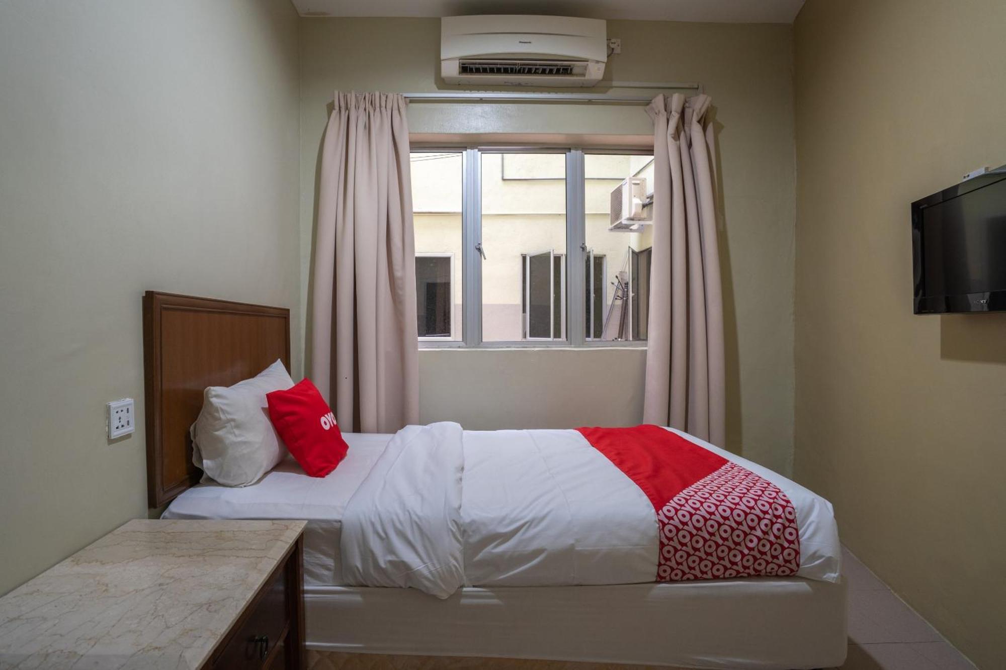 OYO 1194 Best Stay Hotel Pangkor Kampong Pasir Bogak Exterior foto