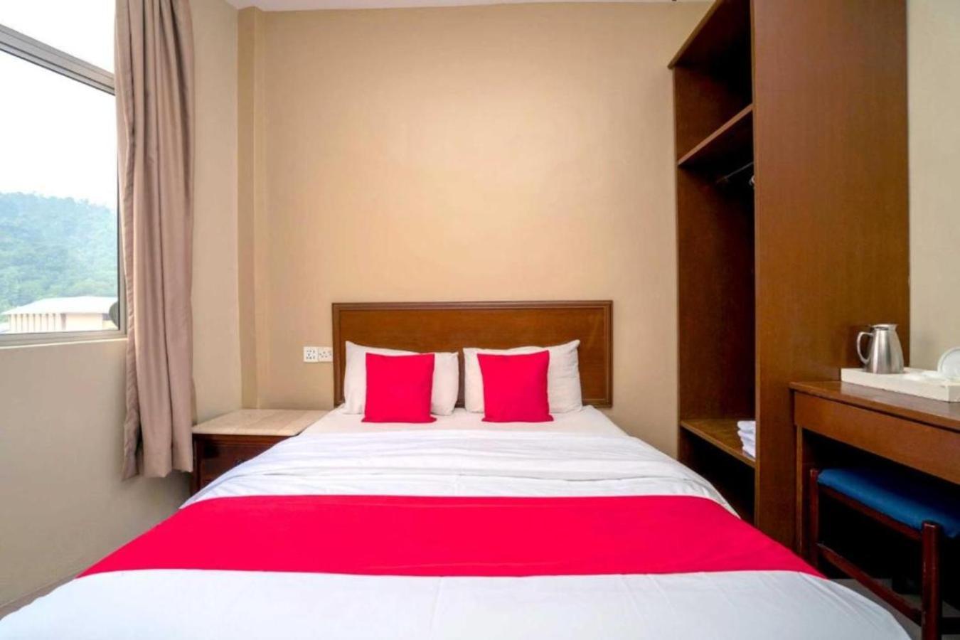 OYO 1194 Best Stay Hotel Pangkor Kampong Pasir Bogak Exterior foto