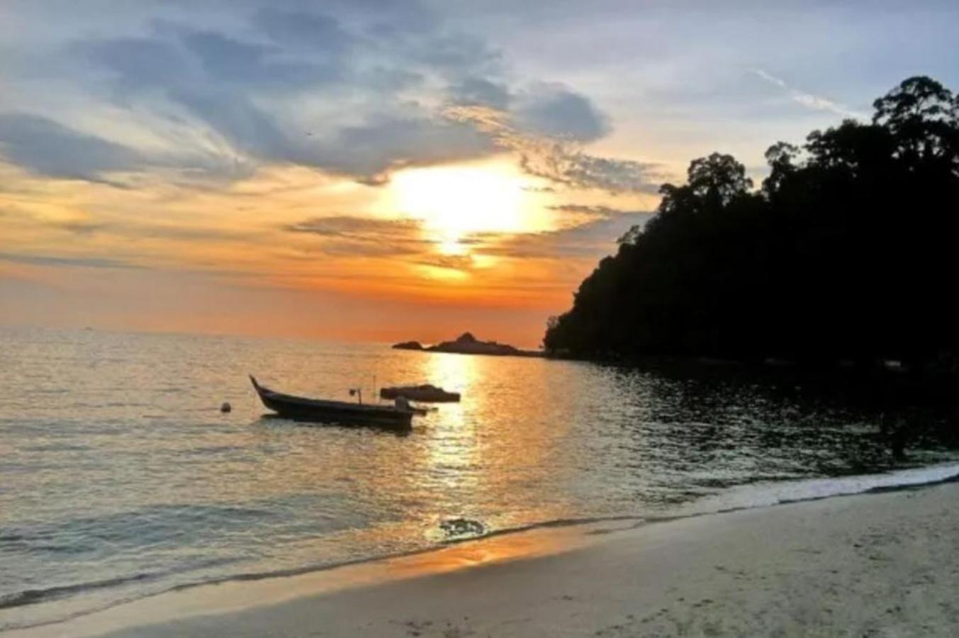 OYO 1194 Best Stay Hotel Pangkor Kampong Pasir Bogak Exterior foto